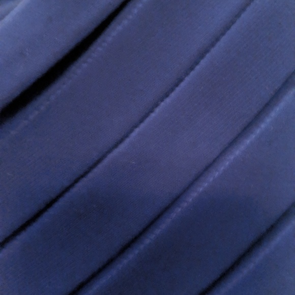 ✓HOST PICK!! Adrianna Papell Sleeveless Dress - Picture 3 of 8